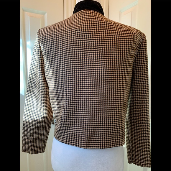 💥SOLD💥 - Picture 2 of 4